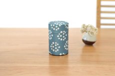 画像2: 茶筒『花飾り』/150g茶葉用 (2)
