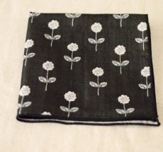 画像1: ゆきはな「さざめき」 / 綿100％ トリプルガーゼハンカチ (1)